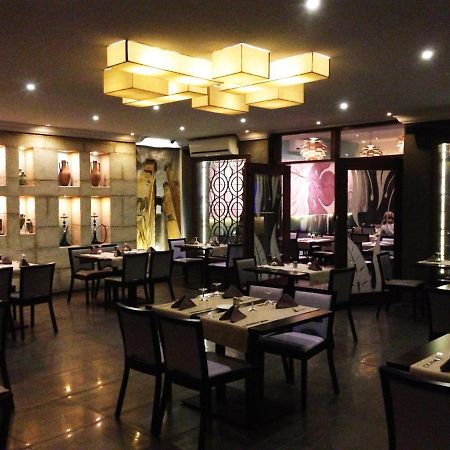 Hotel & Restaurant Farid Dakar Eksteriør billede